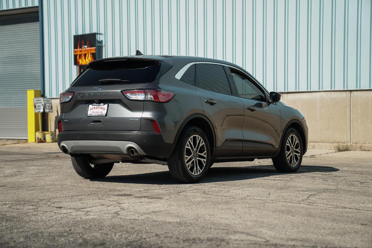 Ford Escape photo 12