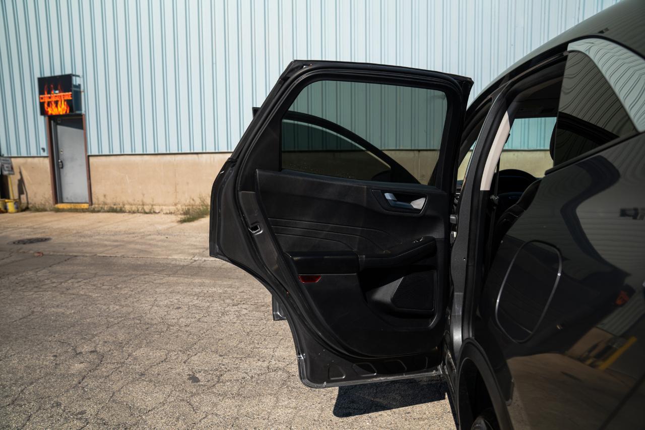 Ford Escape photo 20
