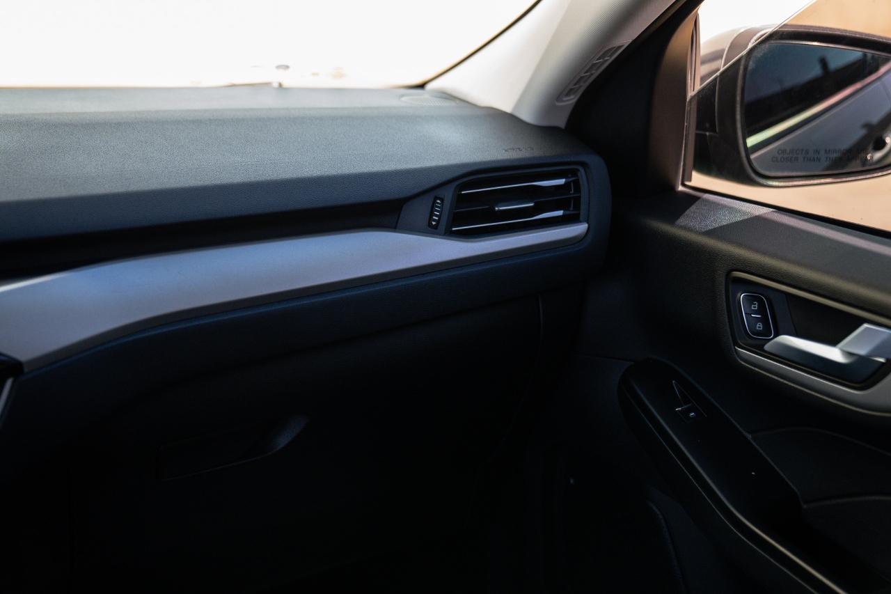 Ford Escape photo 27