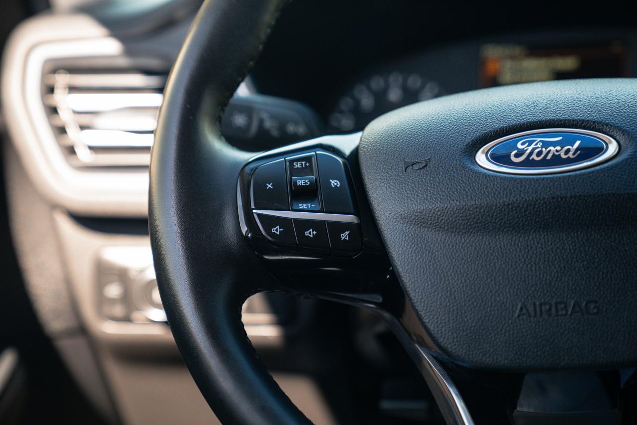 Ford Escape photo 33