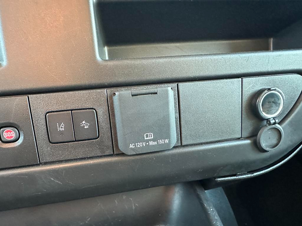 Chevrolet Express Passenger RWD 3500 155" LT 2025 Chevrolet Express Passenger RWD 3500 155" LT 2025