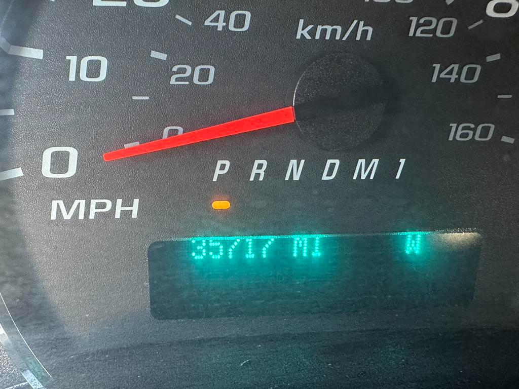 Chevrolet Express Passenger RWD 3500 155" LT 2025 Chevrolet Express Passenger RWD 3500 155" LT 2025