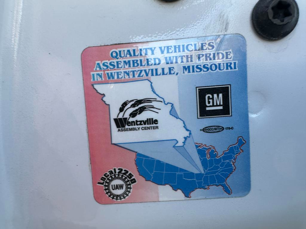 Chevrolet Express Passenger RWD 3500 155" LT 2025 Chevrolet Express Passenger RWD 3500 155" LT 2025