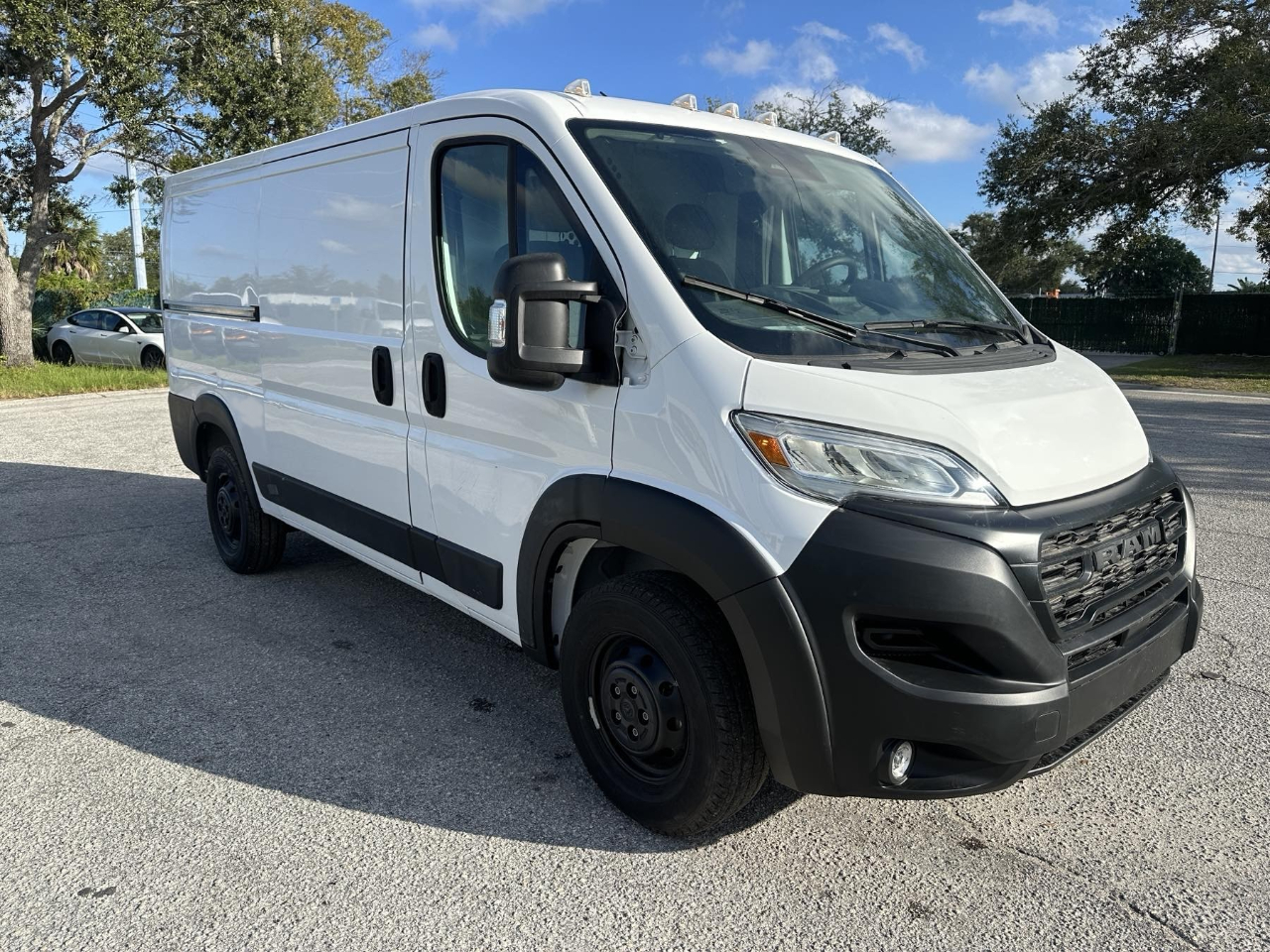 RAM ProMaster Cargo Van 2500 Low Roof 136" WB 2023 RAM ProMaster Cargo Van 2500 Low Roof 136" WB 2023