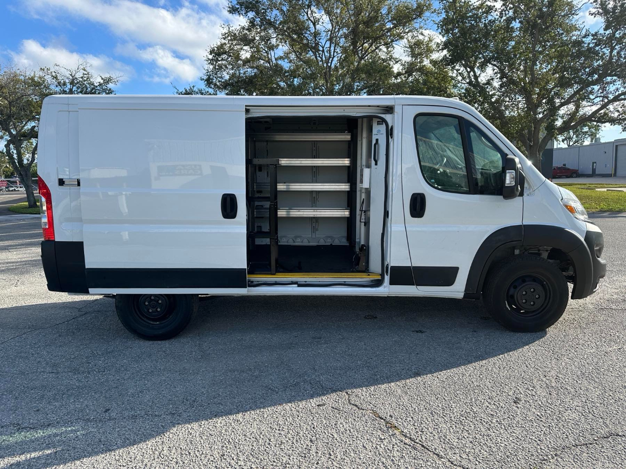 RAM ProMaster Cargo Van 2500 Low Roof 136" WB 2023 RAM ProMaster Cargo Van 2500 Low Roof 136" WB 2023