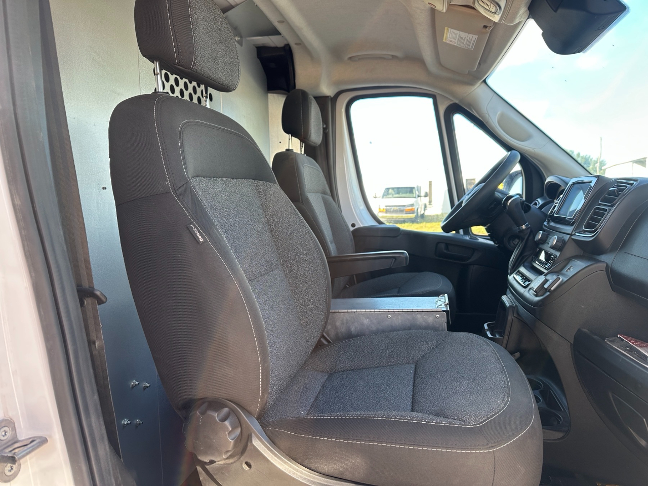 RAM ProMaster Cargo Van 2500 Low Roof 136" WB 2023 RAM ProMaster Cargo Van 2500 Low Roof 136" WB 2023