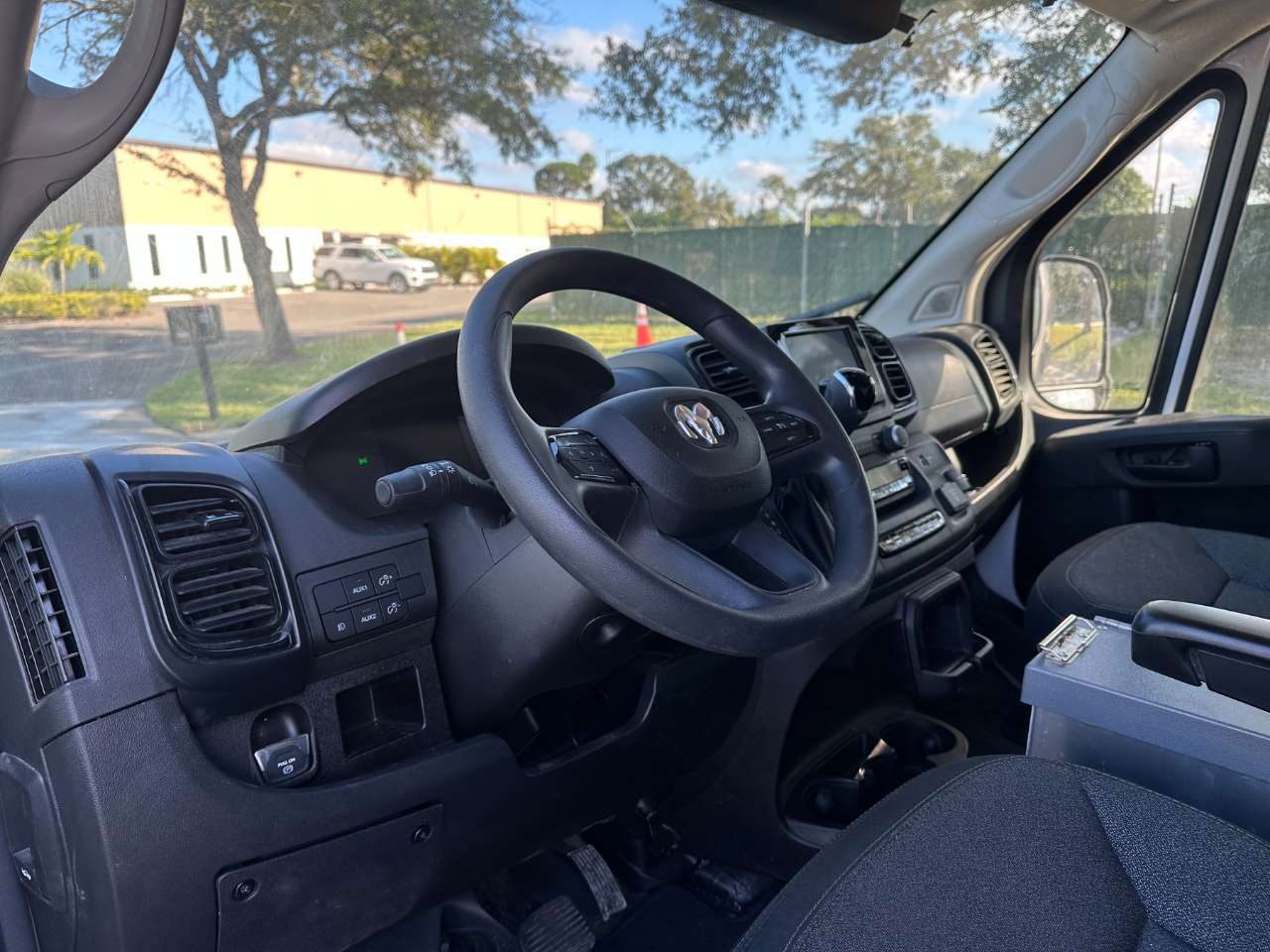 RAM ProMaster Cargo Van 2500 Low Roof 136" WB 2023 RAM ProMaster Cargo Van 2500 Low Roof 136" WB 2023