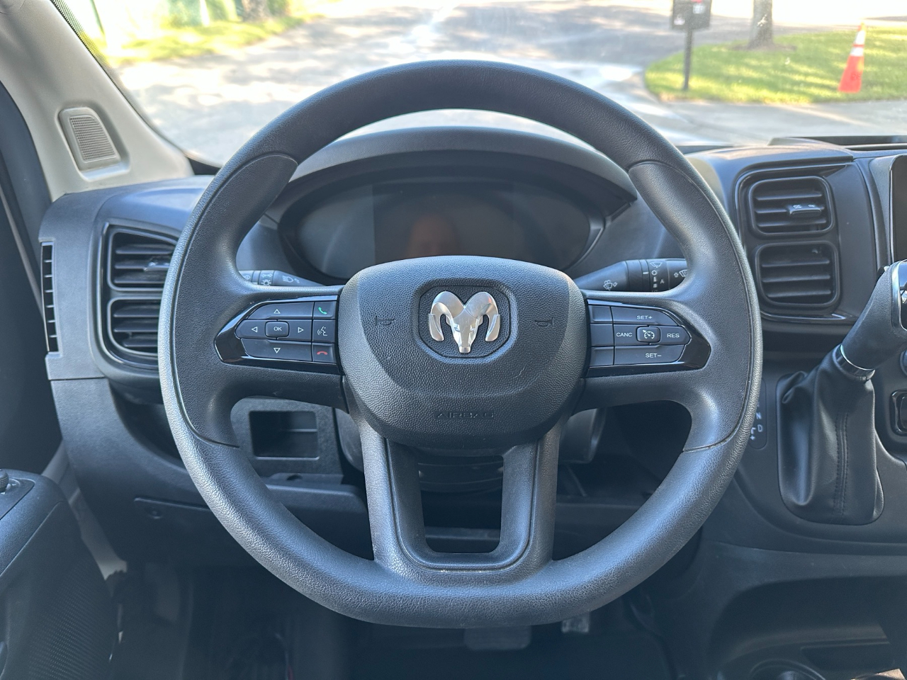 RAM ProMaster Cargo Van 2500 Low Roof 136" WB 2023 RAM ProMaster Cargo Van 2500 Low Roof 136" WB 2023