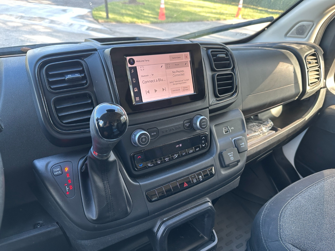 RAM ProMaster Cargo Van 2500 Low Roof 136" WB 2023 RAM ProMaster Cargo Van 2500 Low Roof 136" WB 2023