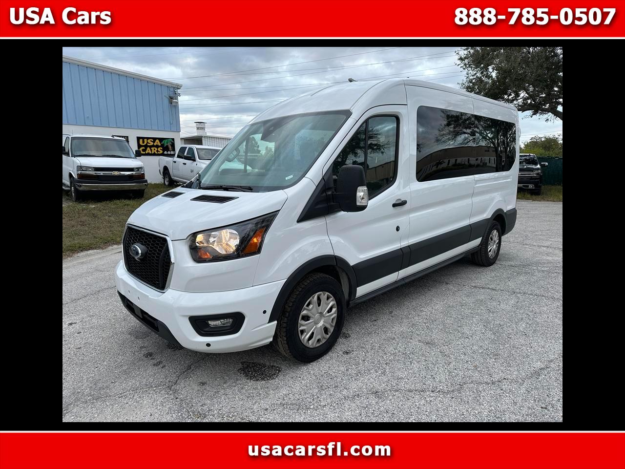 2025 Ford Transit Passenger Wagon T-350 148" Med Roof XLT RWD