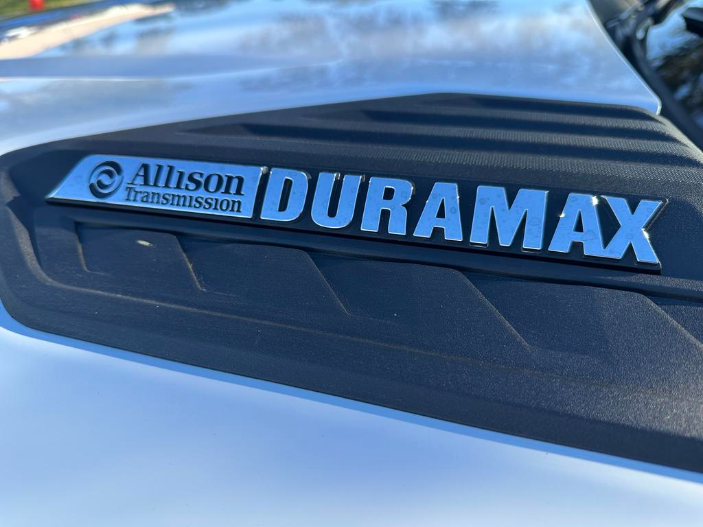 Chevrolet Silverado 2500HD 4WD Crew Cab 159" LT 2025