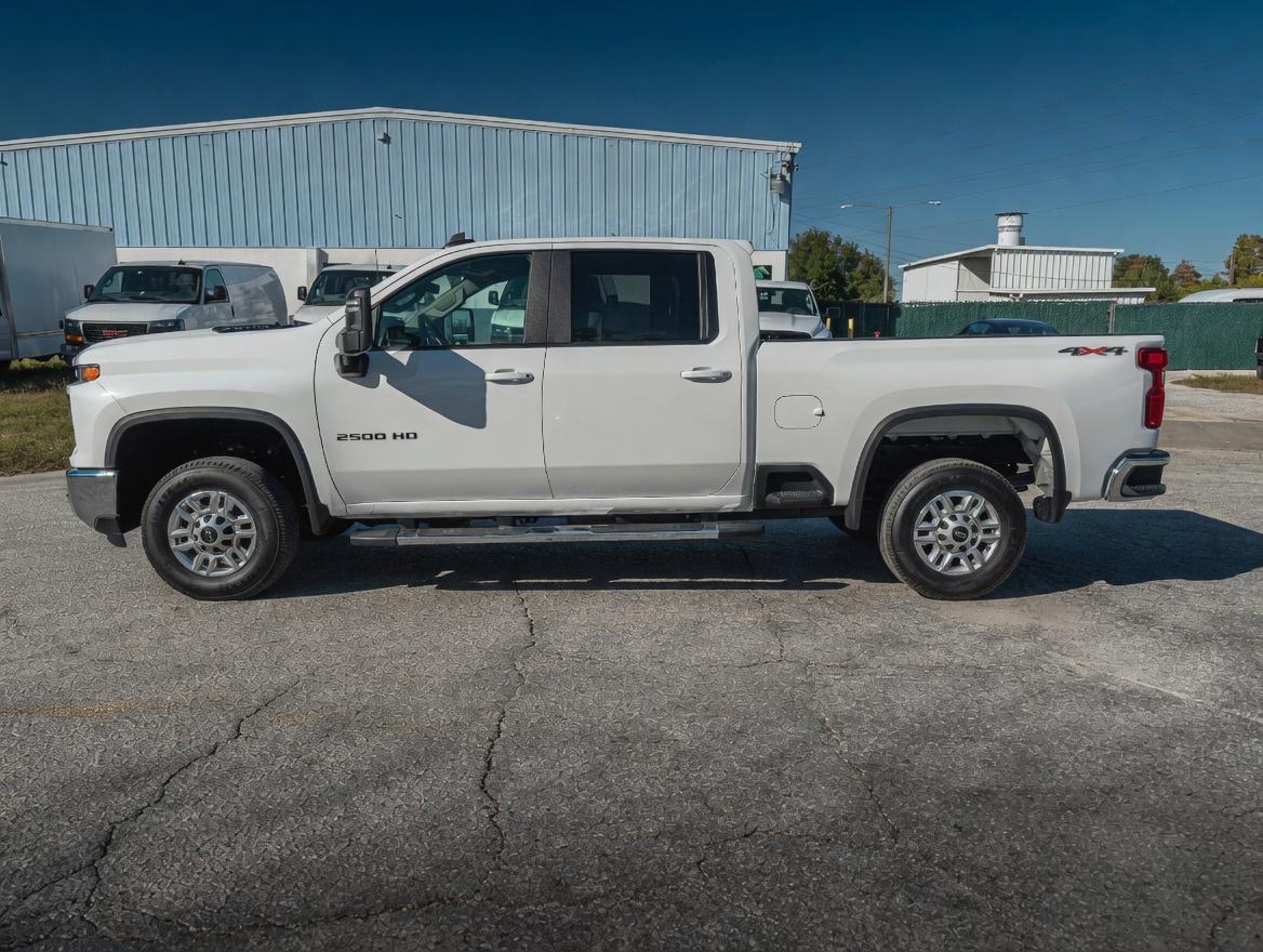 Chevrolet Silverado 2500HD 4WD Crew Cab 159" LT 2025