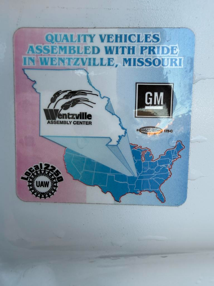 GMC Savana Passenger RWD 3500 155" LT 2025