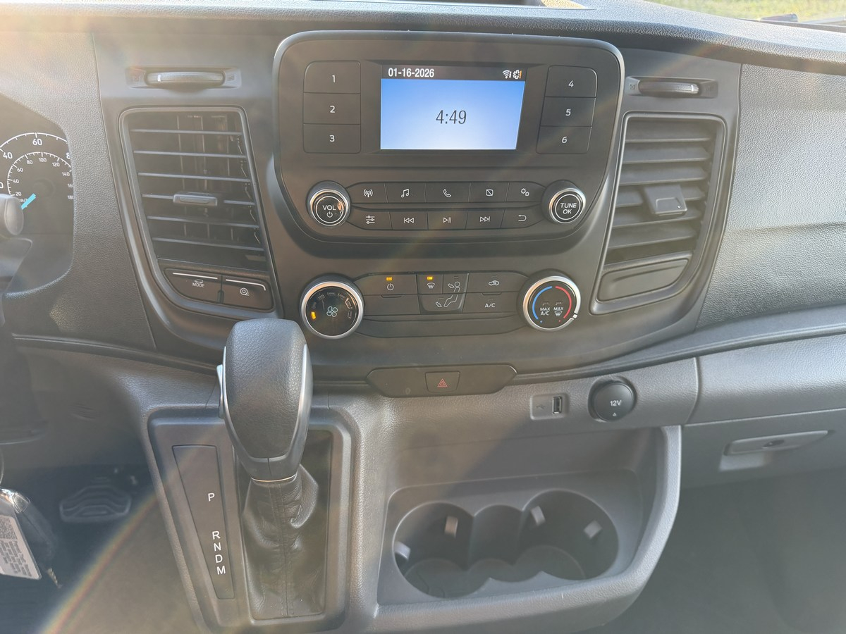 Ford Transit Cargo Van T-250 148" Med Rf 9070 GVWR RWD 2025