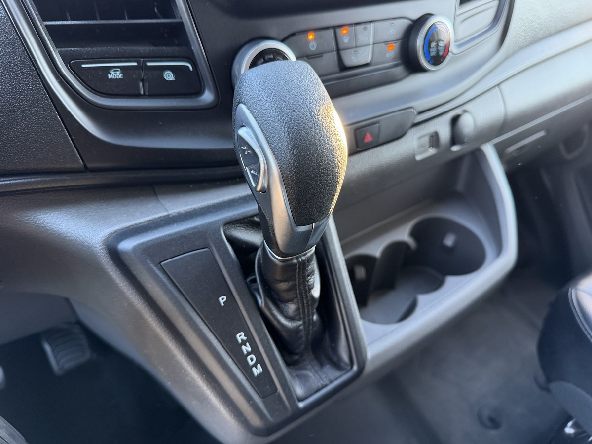 Ford Transit Cargo Van T-250 148" Med Rf 9070 GVWR RWD 2025