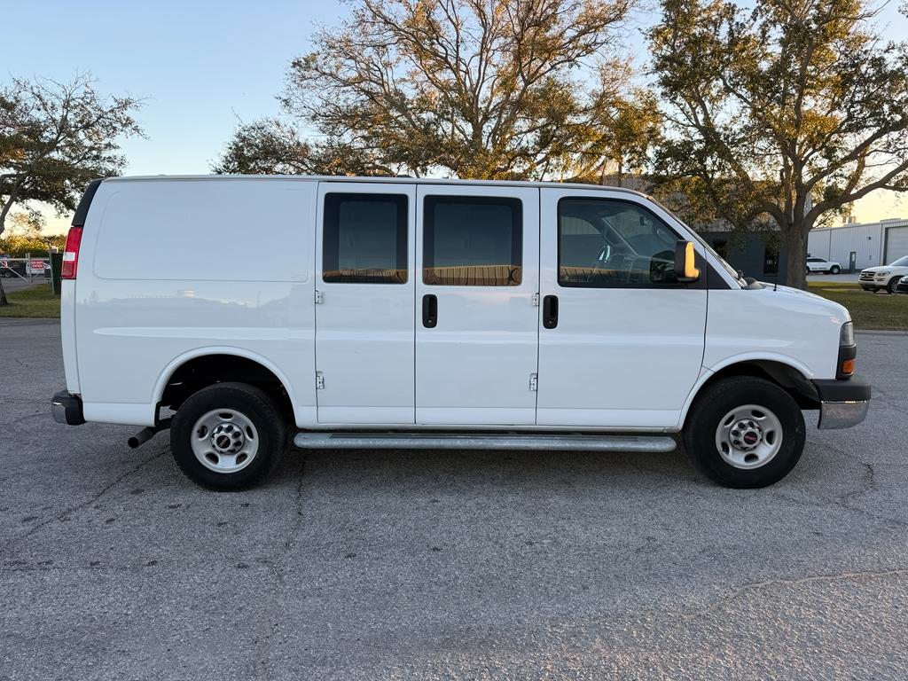 GMC Savana Cargo Van RWD 2500 135" 2024