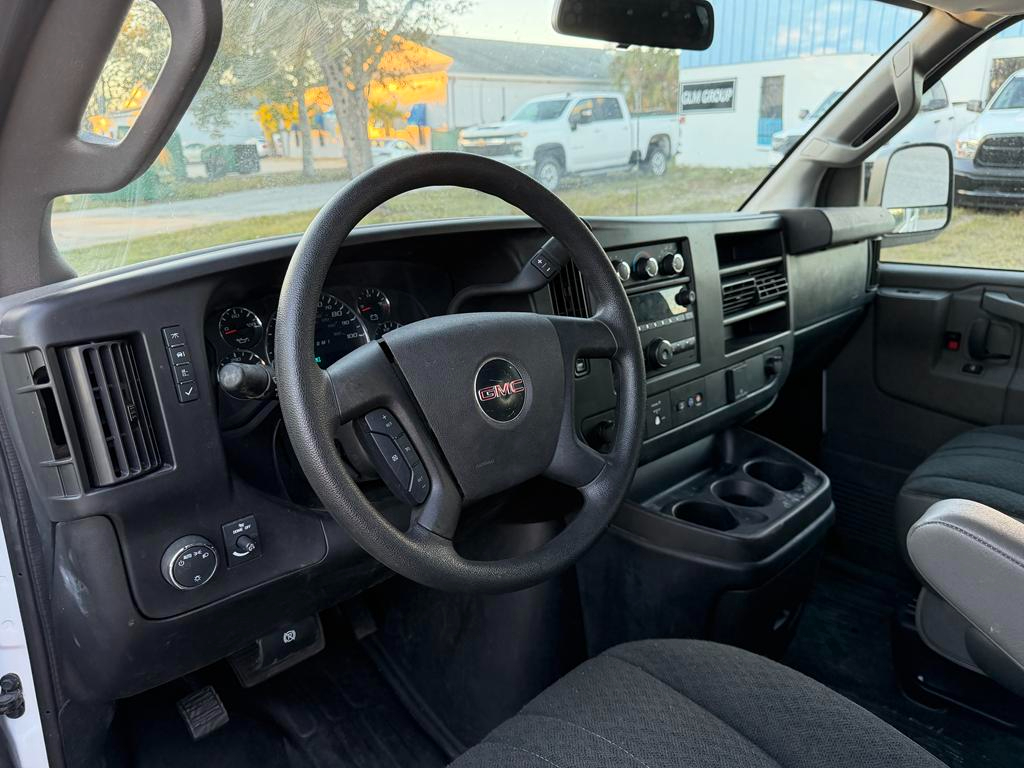 GMC Savana Cargo Van RWD 2500 135" 2024