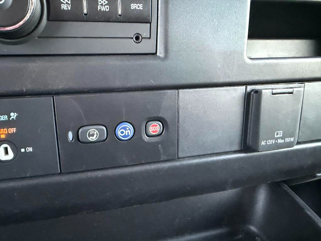 GMC Savana Cargo Van RWD 2500 135" 2024