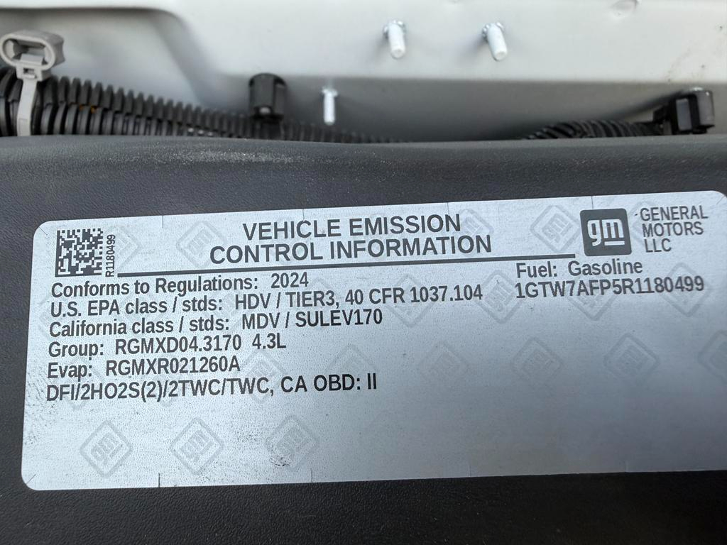 GMC Savana Cargo Van RWD 2500 135" 2024