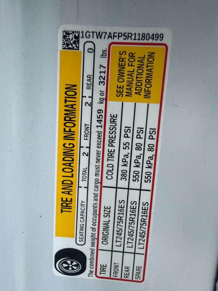 GMC Savana Cargo Van RWD 2500 135" 2024