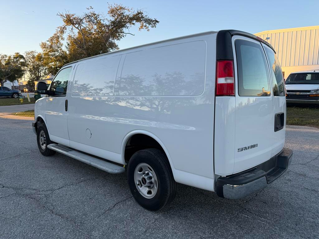 GMC Savana Cargo Van RWD 2500 135" 2025