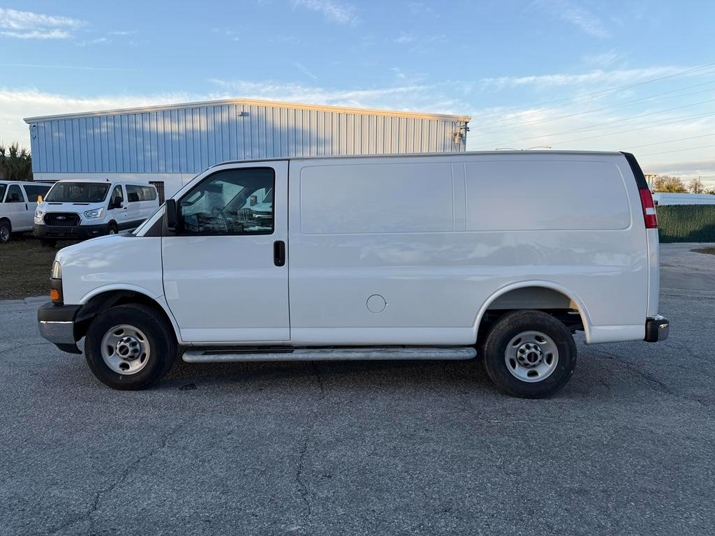 GMC Savana Cargo Van RWD 2500 135" 2025