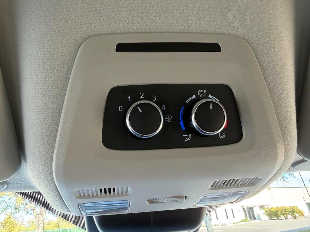 Ford Transit Passenger Wagon T-350 148" High Roof XLT RWD 2025