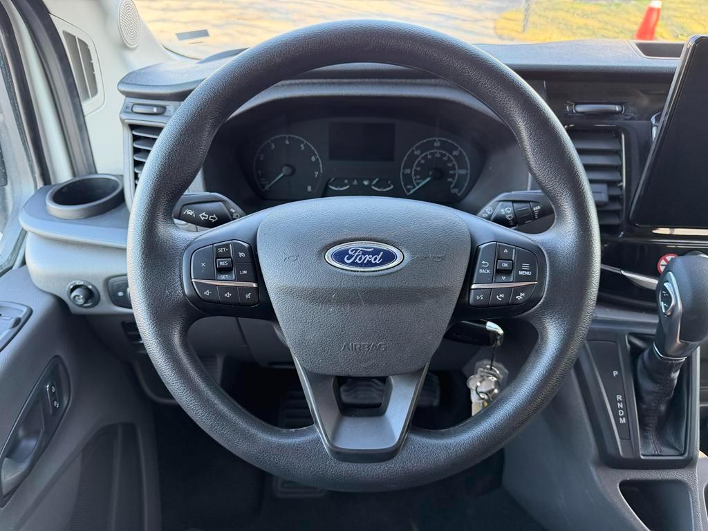 Ford Transit Passenger Wagon T-350 148" High Roof XLT RWD 2025