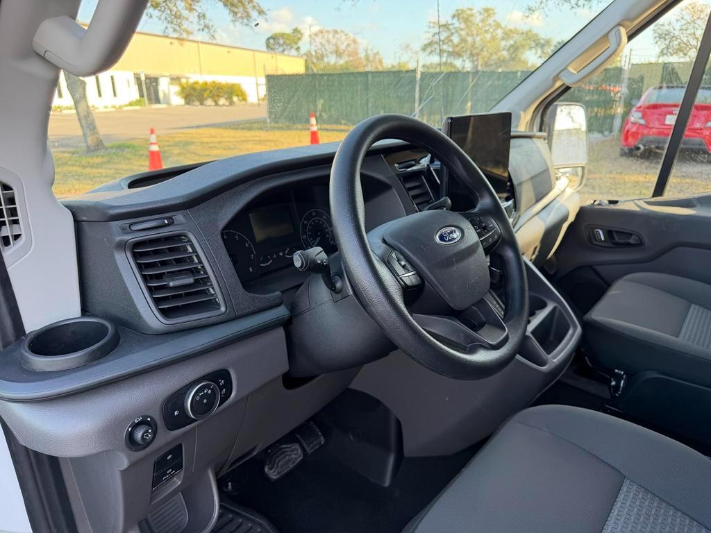 Ford Transit Passenger Wagon T-350 148" High Roof XLT RWD 2025