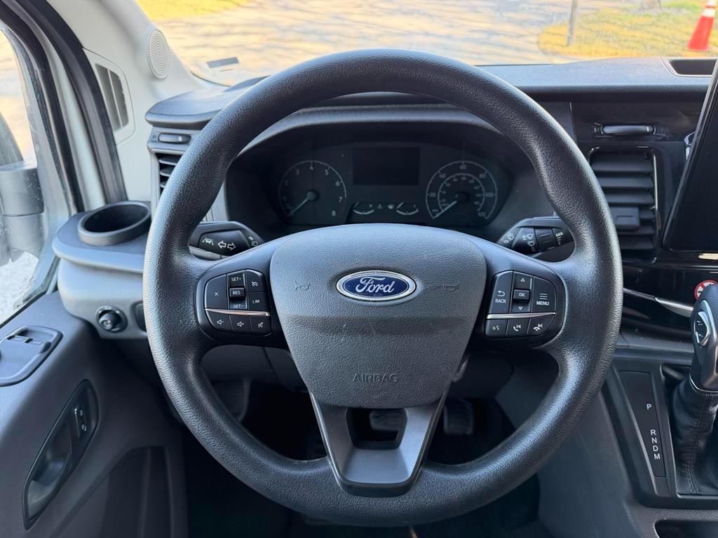 Ford Transit Passenger Wagon T-350 148" High Roof XLT RWD 2025