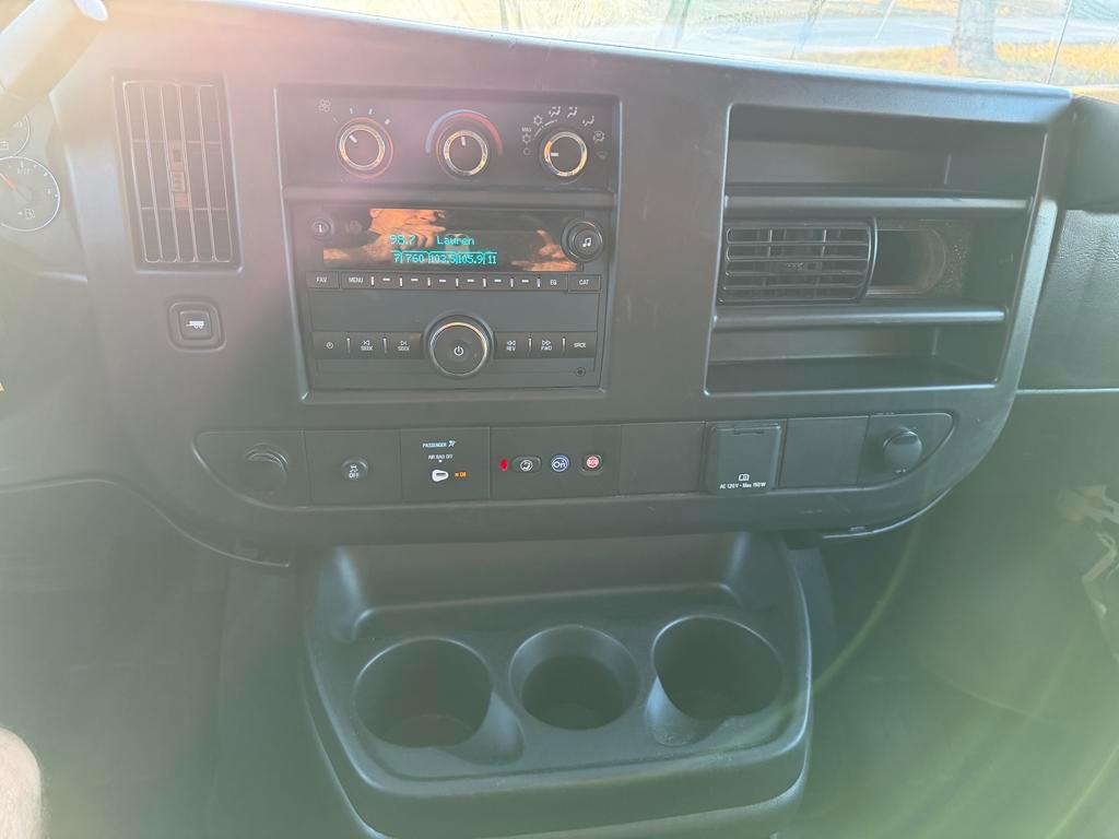 Chevrolet Express Cargo Van RWD 2500 135" 2025