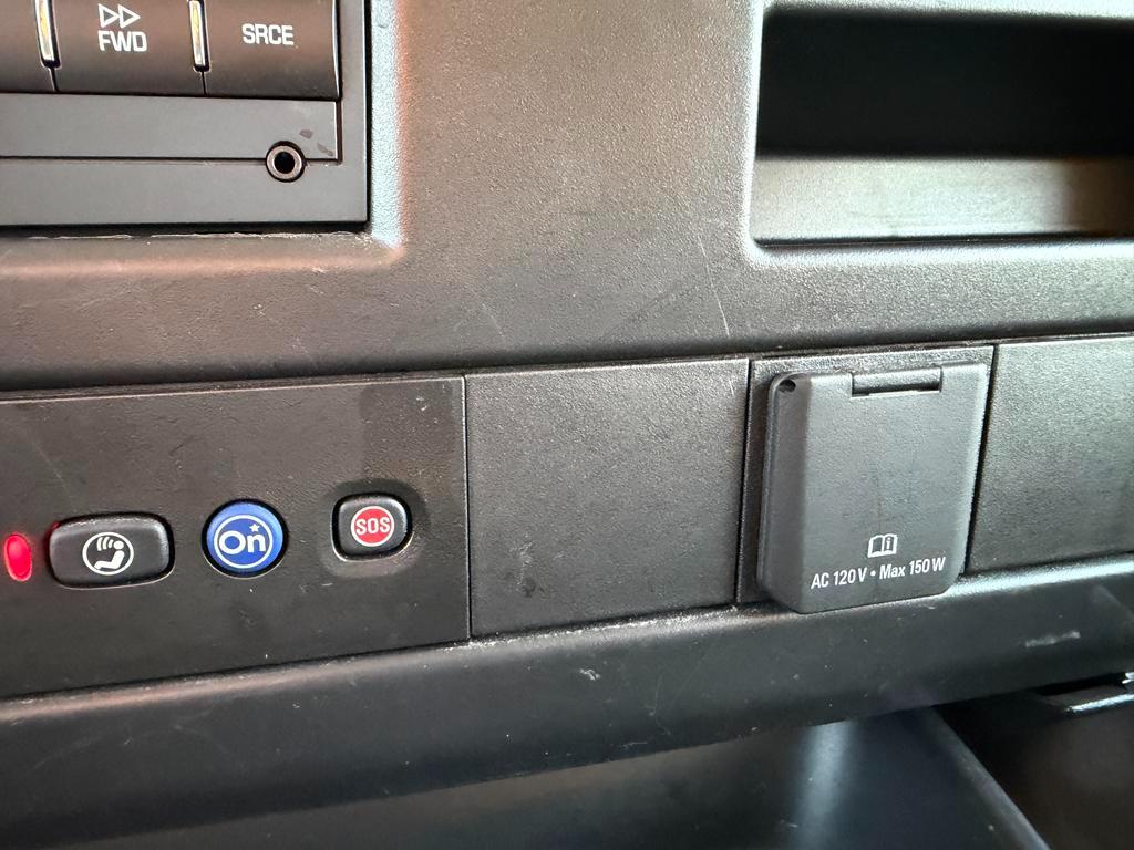 Chevrolet Express Cargo Van RWD 2500 135" 2025