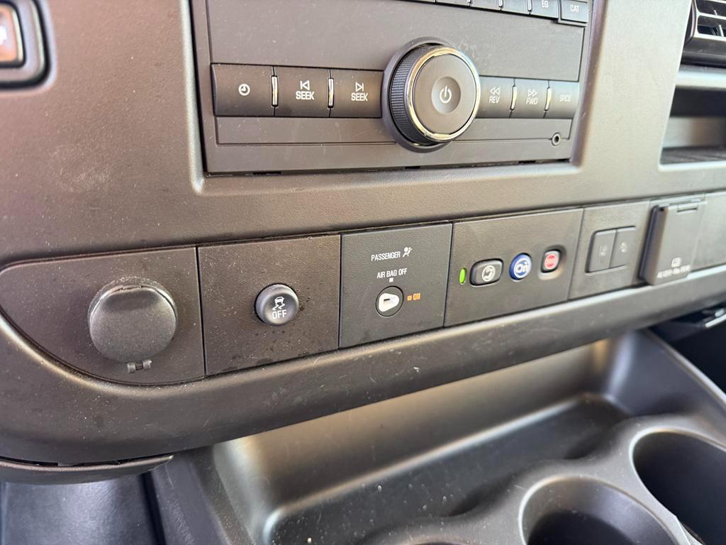 Chevrolet Express Passenger RWD 3500 155" LT 2024