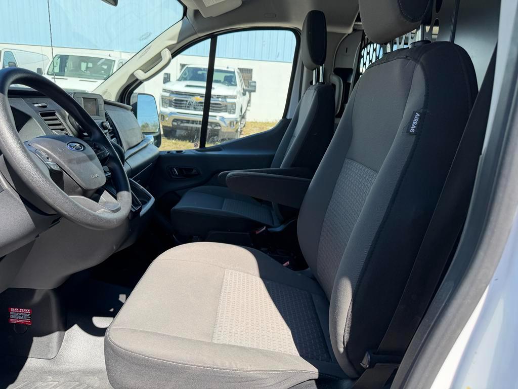 Ford Transit Cargo Van T-250 130" Low Rf 9070 GVWR RWD 2025