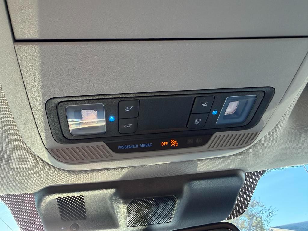 Ford F-150 Lightning  2024