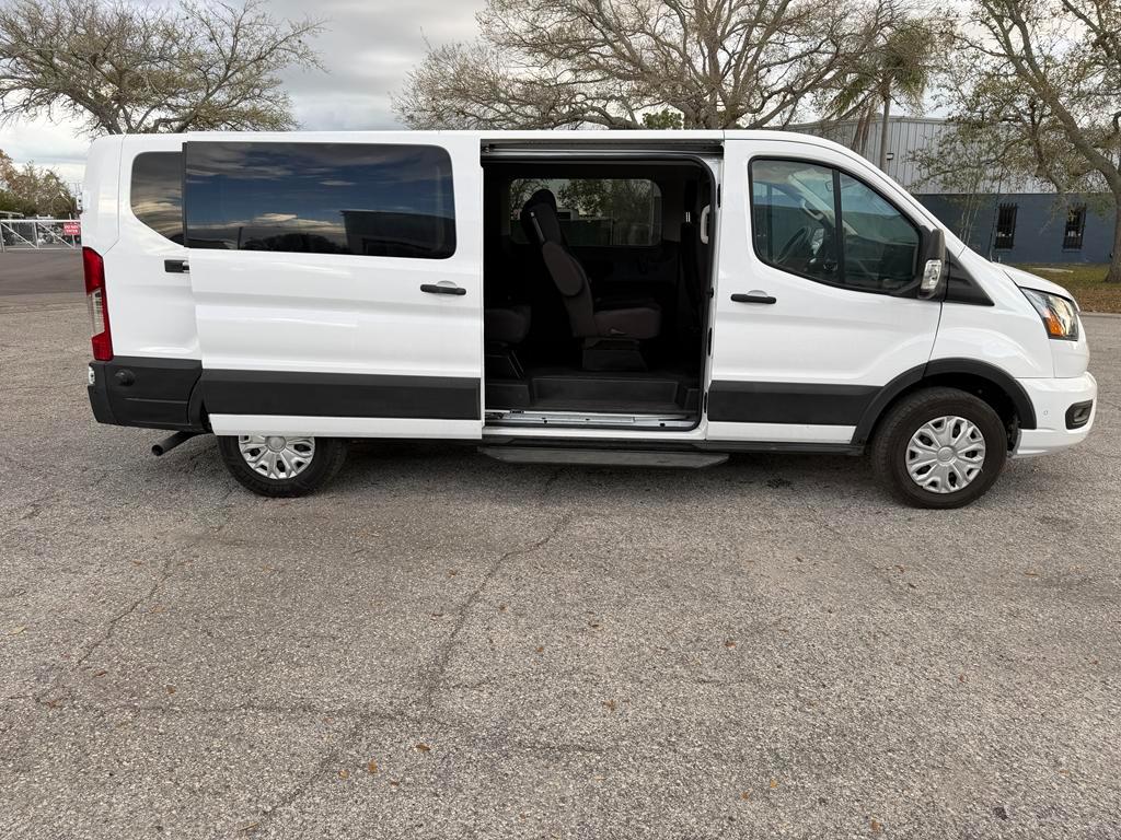 Ford Transit Passenger Wagon T-350 148" Low Roof XLT RWD 2024