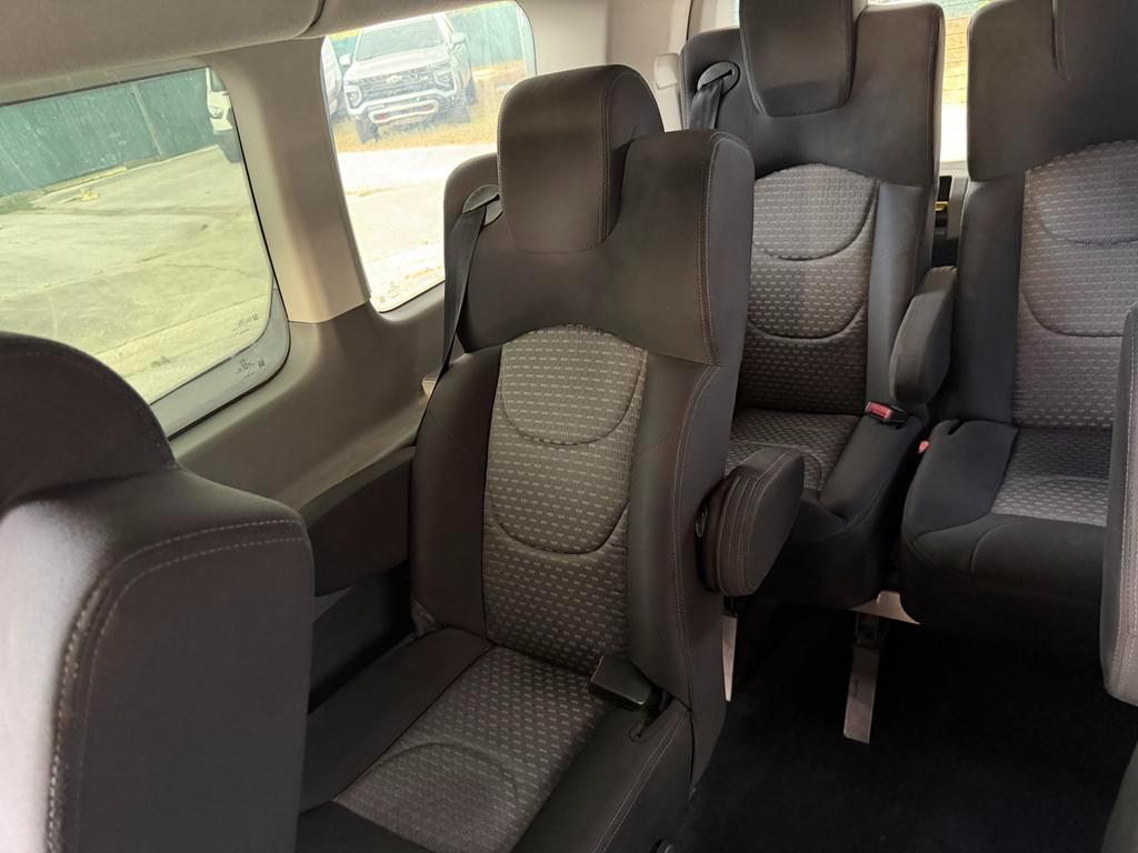 Ford Transit Passenger Wagon T-350 148" Low Roof XLT RWD 2024