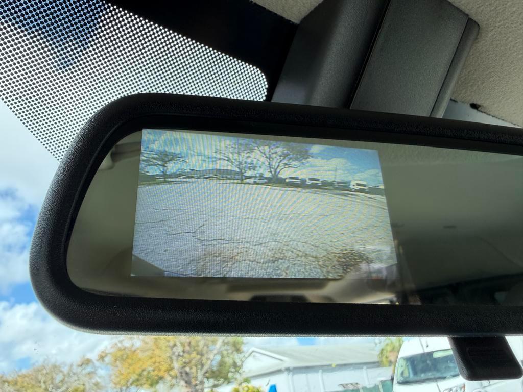 GMC Savana Passenger RWD 3500 155" LT 2025