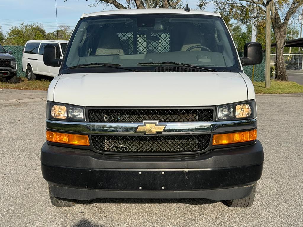 Chevrolet Express Cargo Van RWD 2500 135" 2024