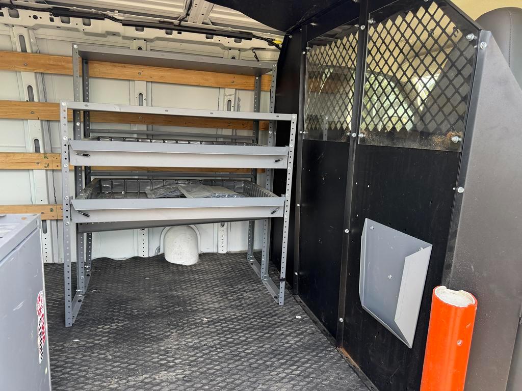 Chevrolet Express Cargo Van RWD 2500 135" 2024