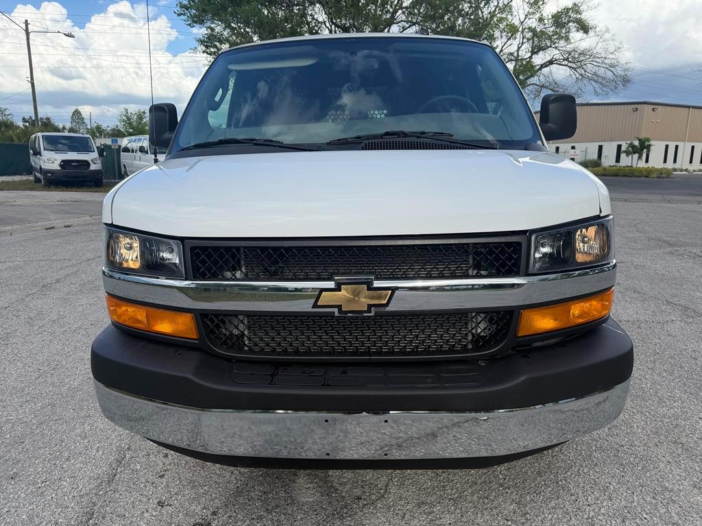 Chevrolet Express Cargo Van RWD 2500 135" 2023