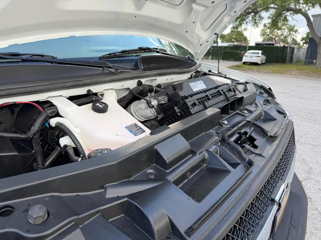 Chevrolet Express Cargo Van RWD 2500 135" 2023
