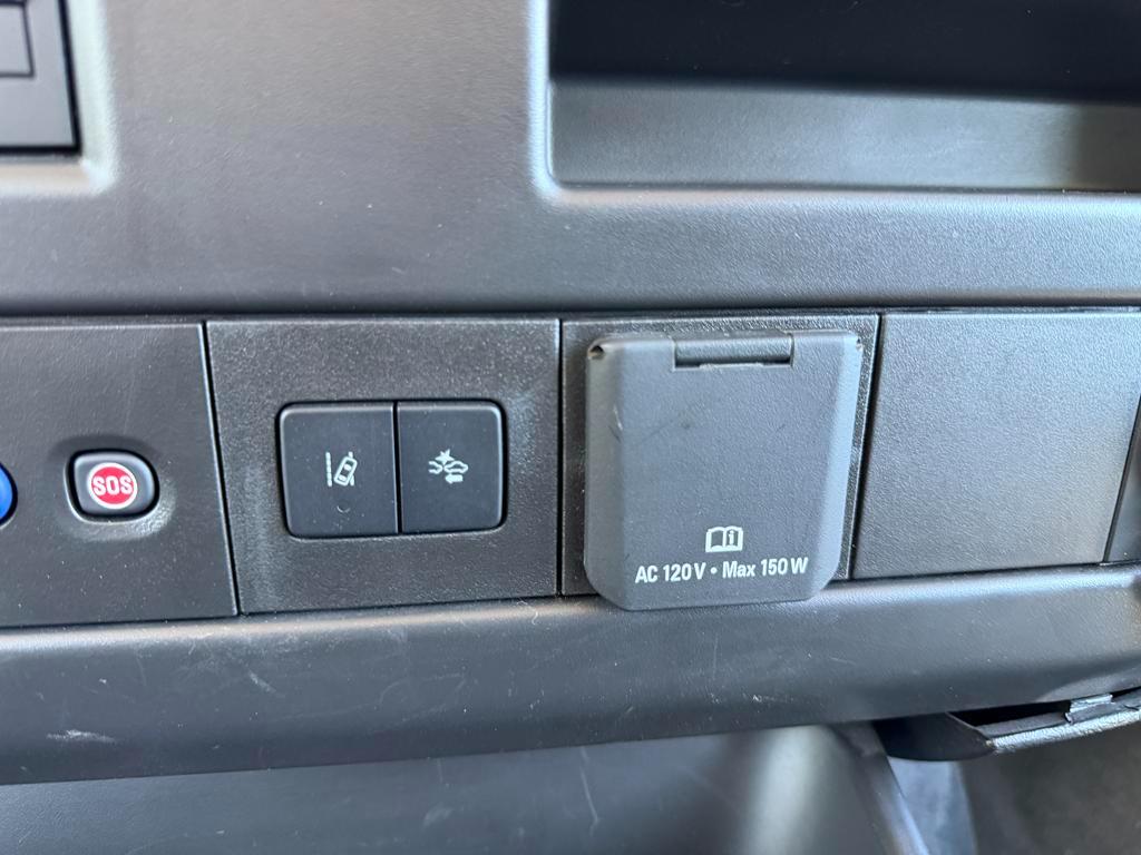 Chevrolet Express Passenger RWD 3500 155" LT 2025