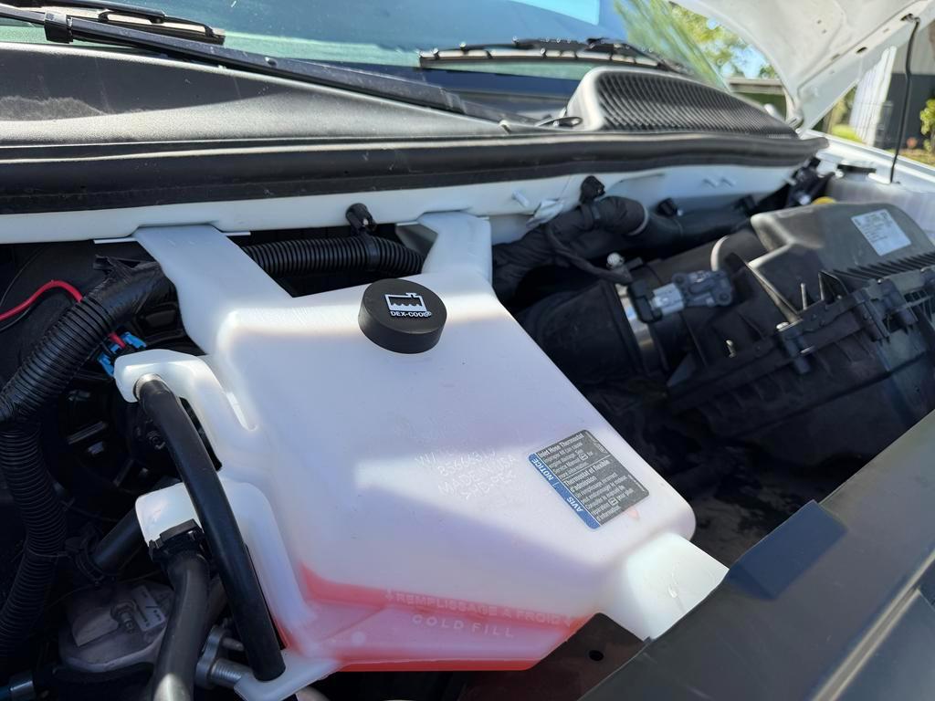 Chevrolet Express Passenger RWD 3500 155" LT 2025