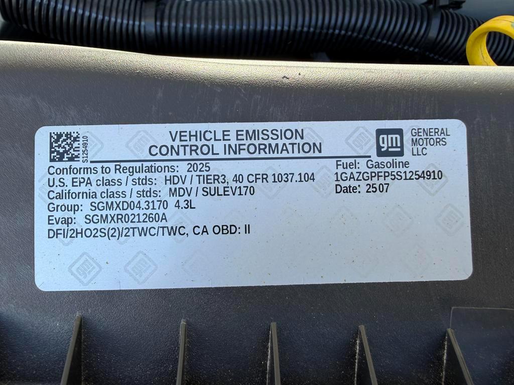 Chevrolet Express Passenger RWD 3500 155" LT 2025