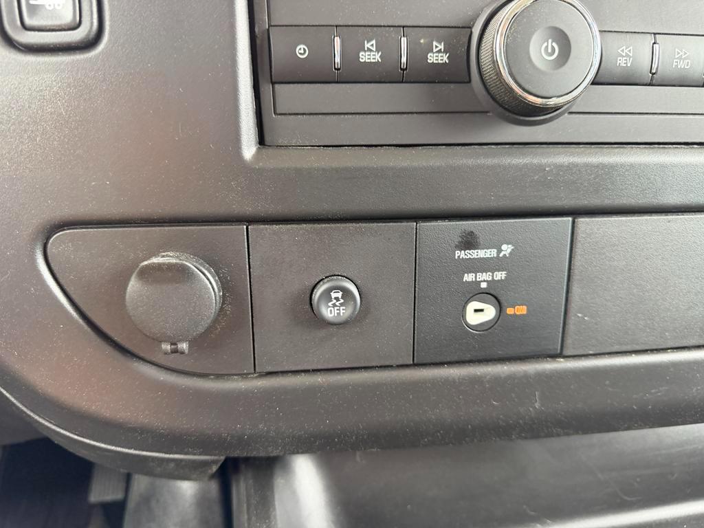 Chevrolet Express Cargo Van RWD 2500 135" 2025