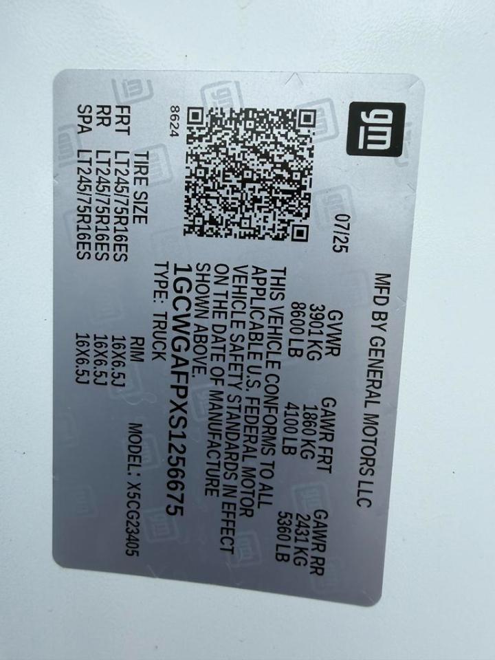 Chevrolet Express Cargo Van RWD 2500 135" 2025