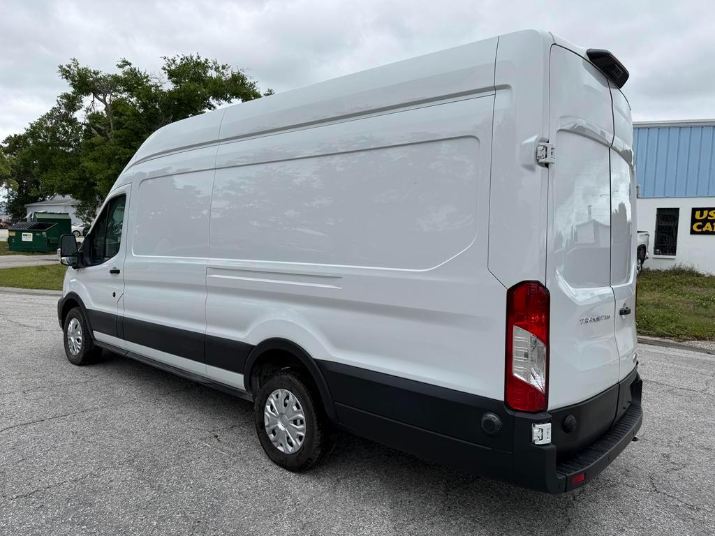 Ford Transit Cargo Van T-350 148" EL Hi Rf 9500 GVWR RWD 2023