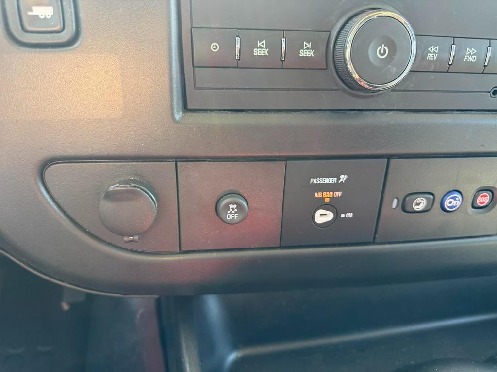 Chevrolet Express Cargo Van RWD 2500 135" 2025