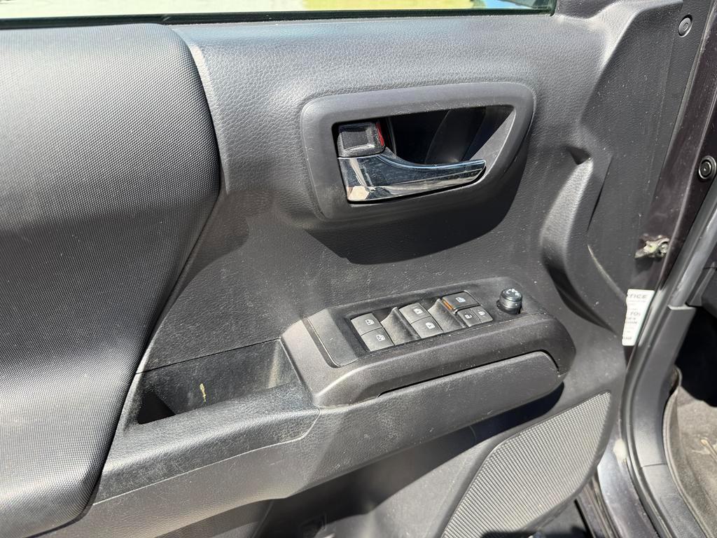 Toyota Tacoma 4WD TRD Off Road Double Cab 5' Bed V6 MT (Natl) 2023